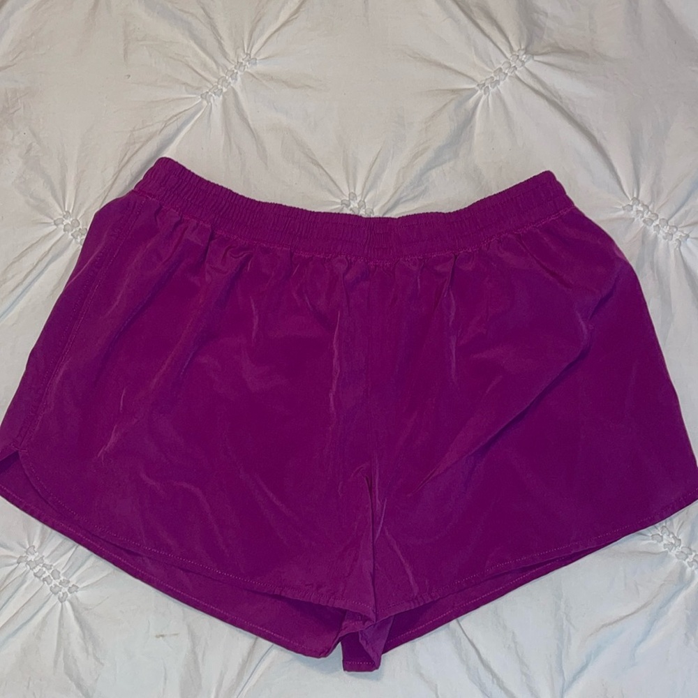 Champion - women’s XL - shorts EUC